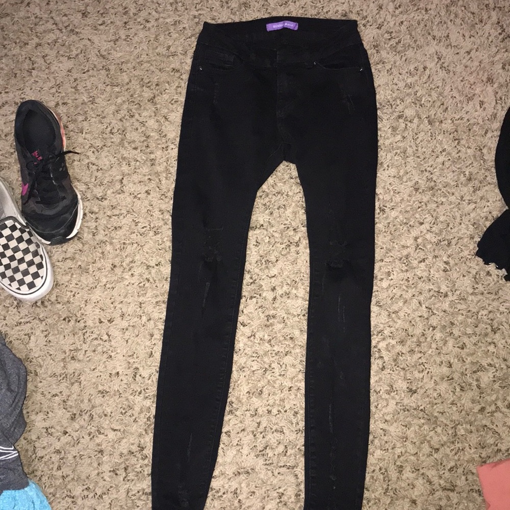 Black ripped jeans